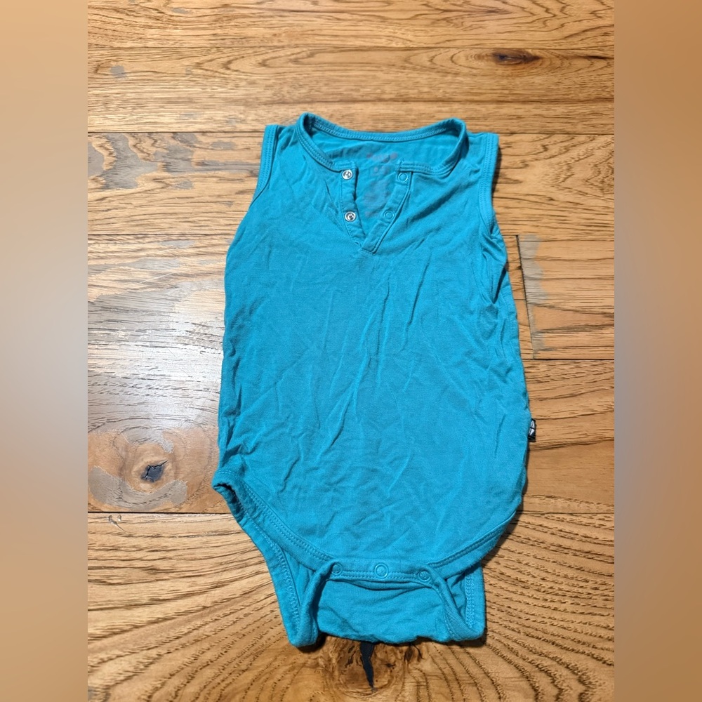 Kyte BABY Sleeveless Bodysuit In Caribbean
